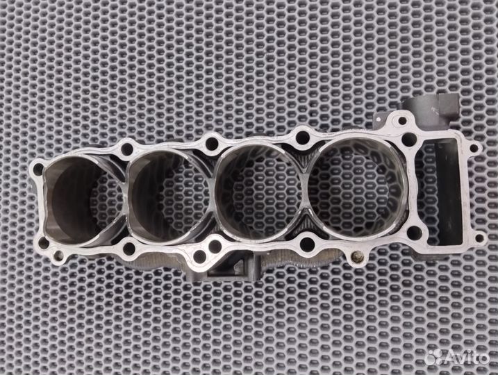 Yamaha YZF R1 2004-2005 блок цилиндров