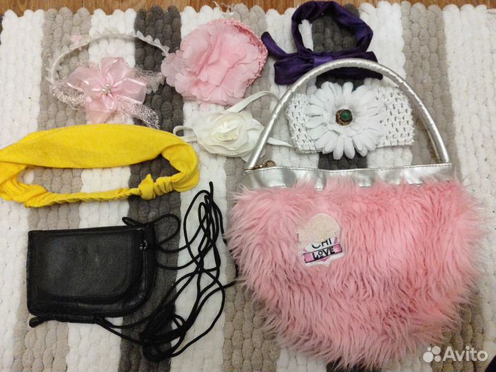 Детские игрушки, повязки, сумочки