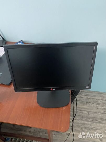 Монитор LG 19M35AA