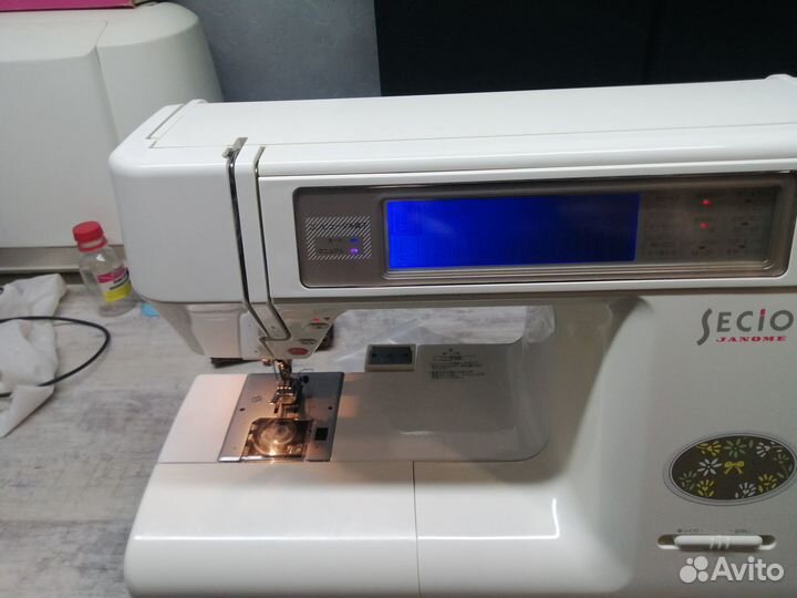 Швейно вышивальная машина janome secio 8200