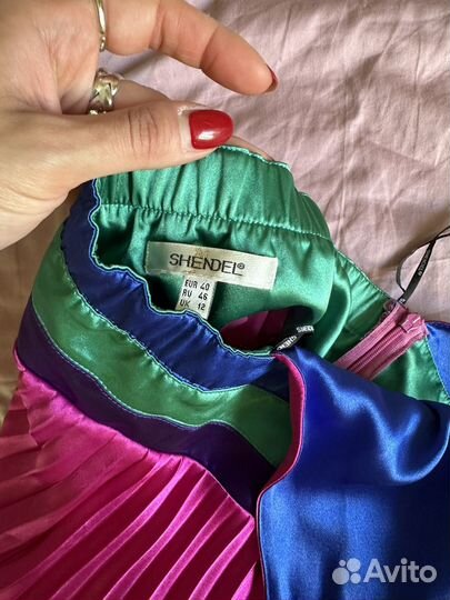 Шелковое платье дизайнерское