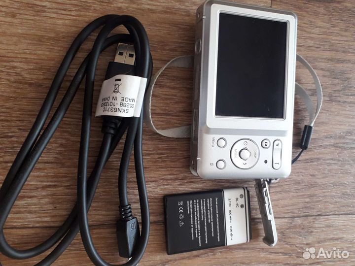 Компактный фотоаппарат