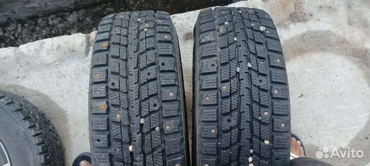 Dunlop SP Winter Ice 01 17.5/70 R13