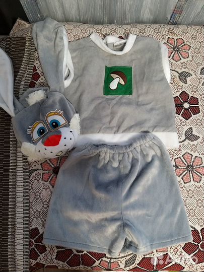 Новогодний костюм зайчика