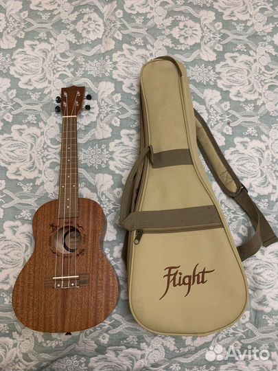 Укулеле flight