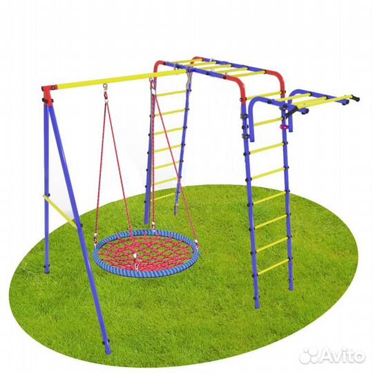 Уличный спортивный комплекс с гнездом