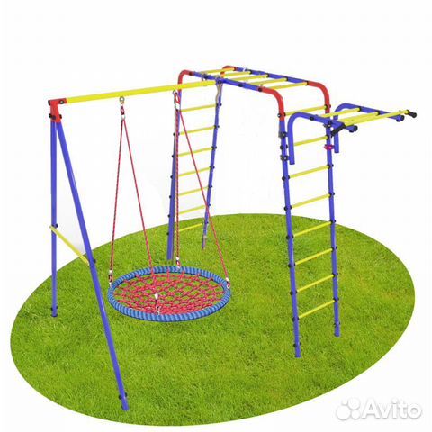 Уличный спортивный комплекс с гнездом