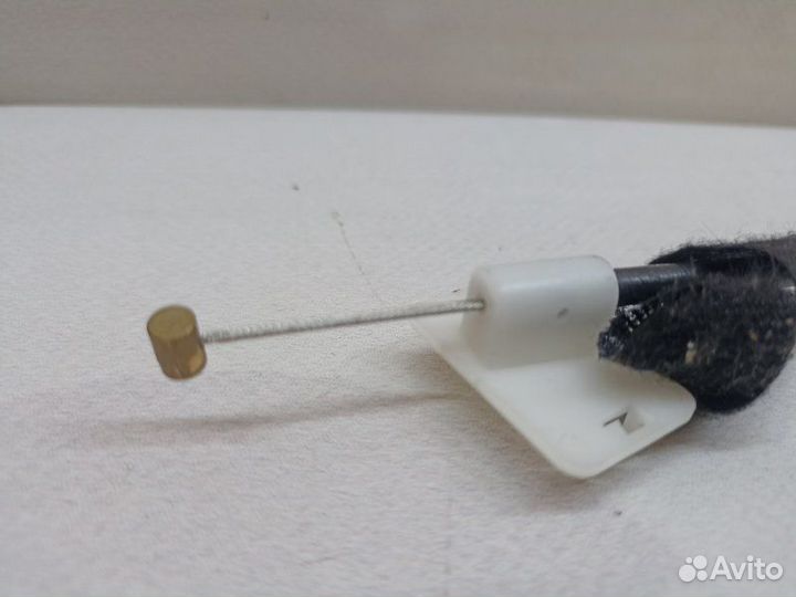 Трос замка багажника Volkswagen Touareg 7L AXQ