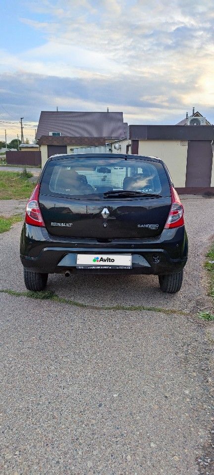 Renault Sandero: фото владельца