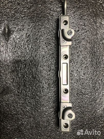 Топливная рейка Toyota