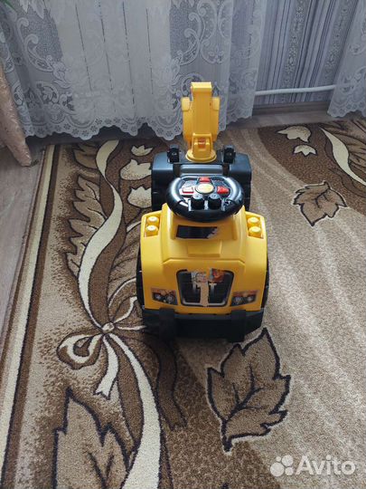 Конструктор Mega Bloks экскаватор