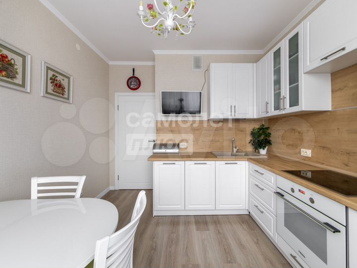 2-к. квартира, 57,1 м², 9/16 эт.