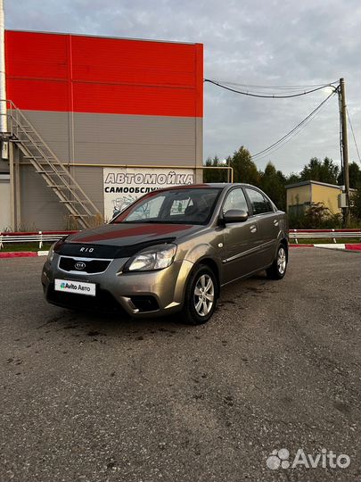 Kia Rio 1.4 AT, 2011, 172 000 км