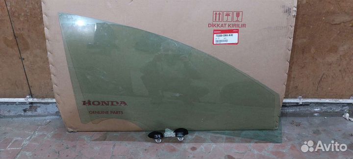 Стекла на Honda civic