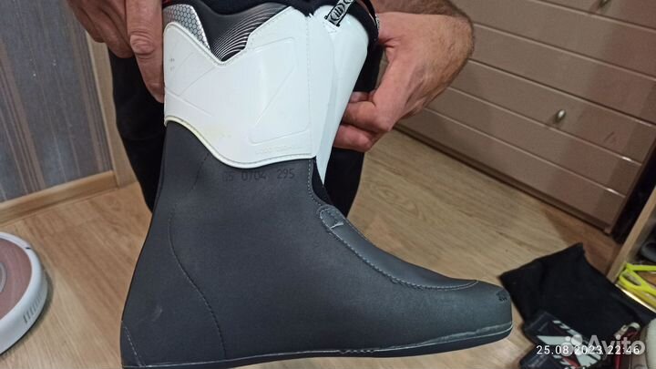 Горнолыжные ботинки tecnica mega 6+