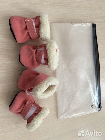 Обувь зимняя для маленьких собак