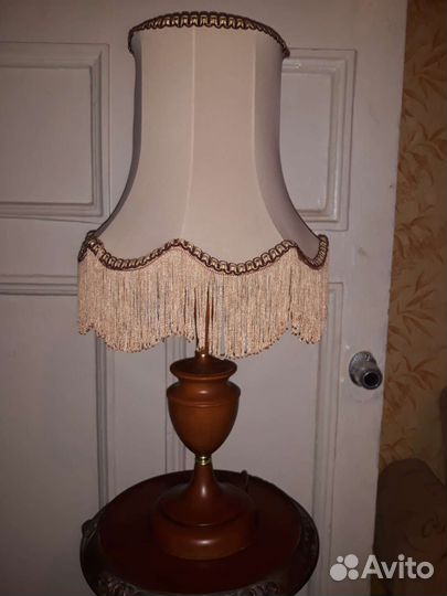 Лампа настольная. Бронь до 22 августа