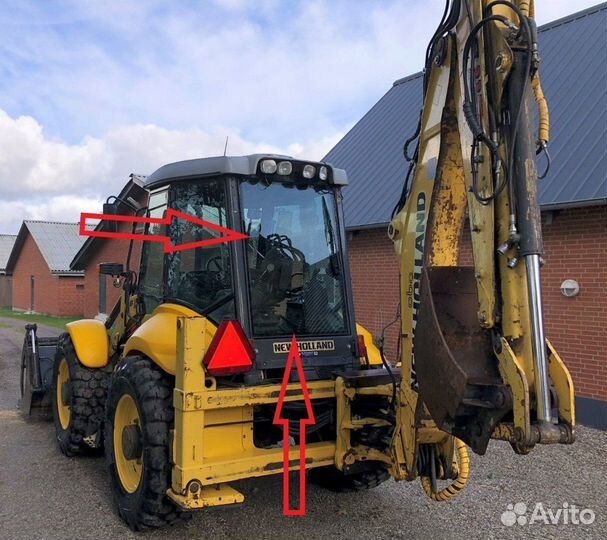 Стекло заднее New Holland LB 115