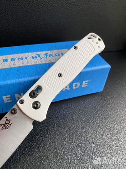 Нож Benchmade Bugout 535 Белый