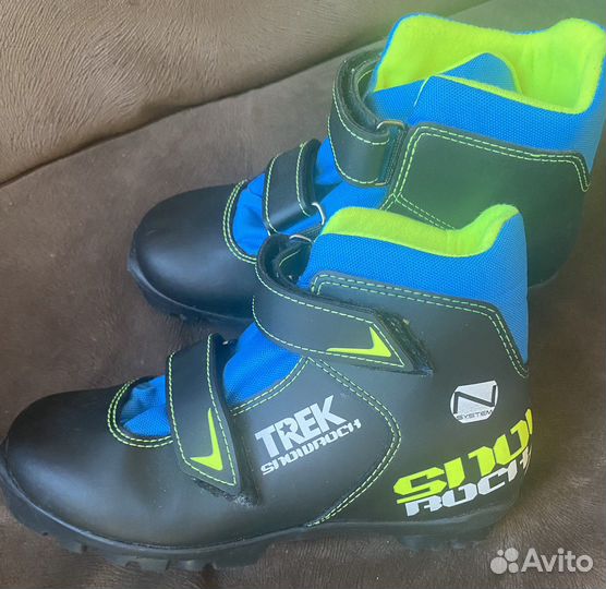 Лыжные детские ботинки trek