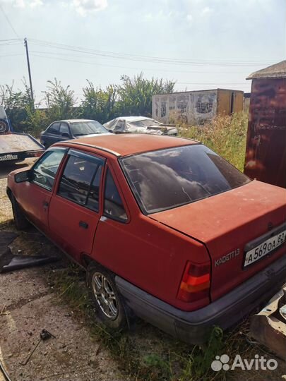 Opel Kadett запчасти