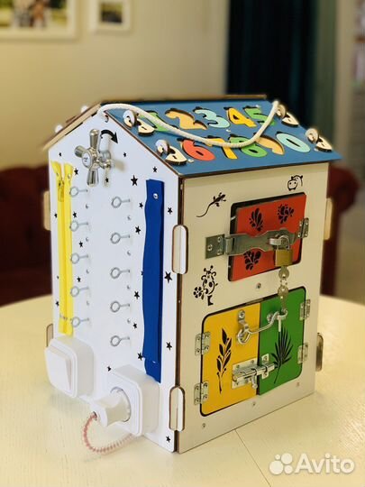 Бизиборд Домик развивающий busymotik