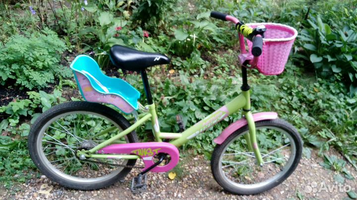 Велосипед Novatrack Twist 20 с сиденьем для кукол