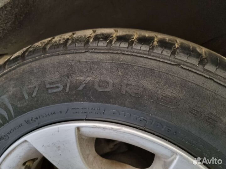 R13 Nokian Tyres Hakka Green 175/70, PCD 4x98 DIA 42