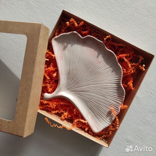 Декоративная подставка Лепесток