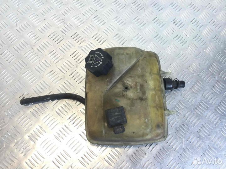 Бачок расширительный Peugeot 807 3fz