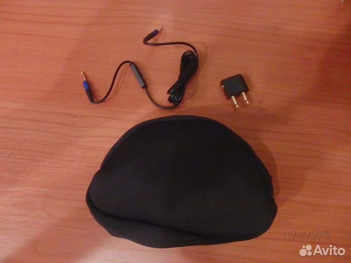 Наушники KEF M400