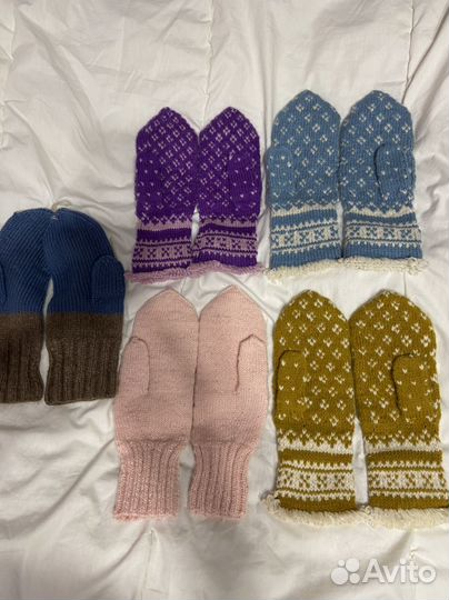 Варежки с орнаментом ручной вязки