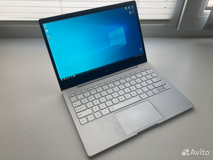 Xiaomi mi notebook air 12.5