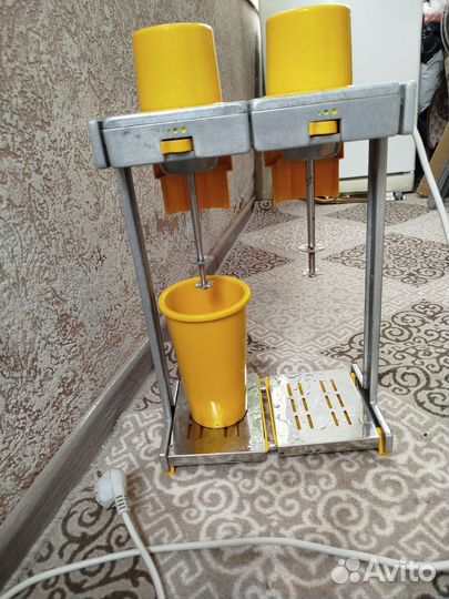 Миксер для молочных коктейлей