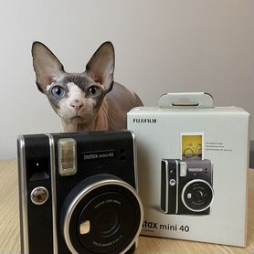 Фотоаппарат мгновенной печати полароид Instax