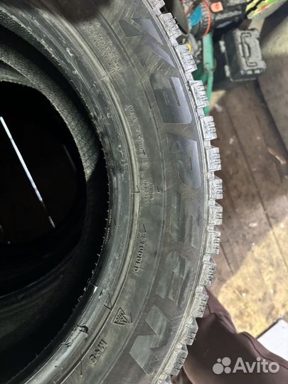 Kapsen IceMax RW506 215/60 R16 99T