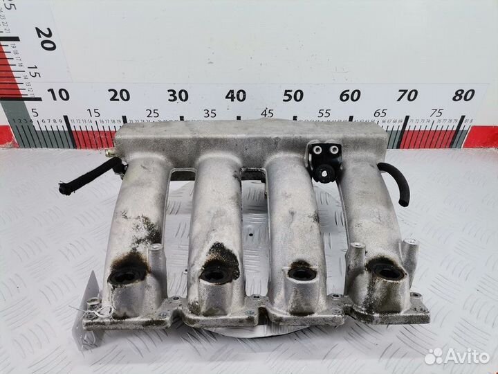 Коллектор впускной Volkswagen Passat B5 1998