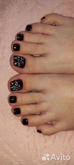 Маникюр и педикюр