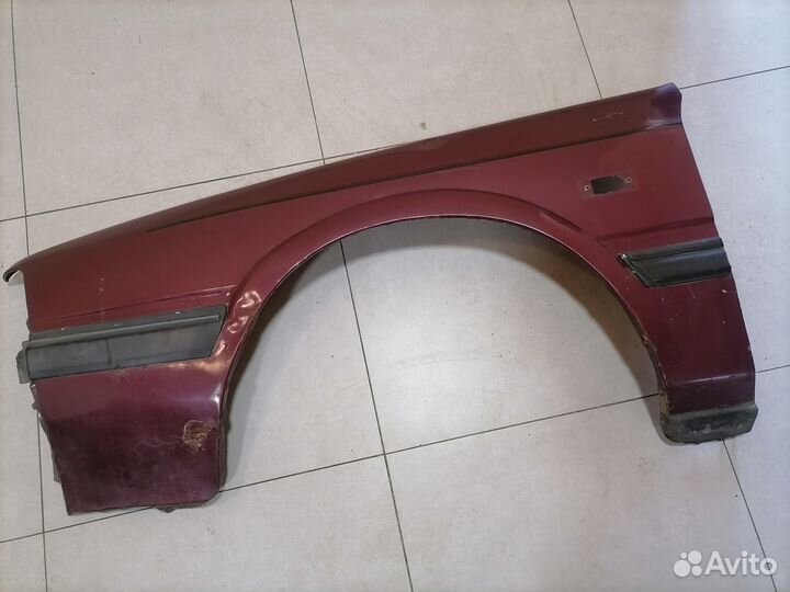 Крыло переднее левое Mazda 626 (GC) 1983-1987