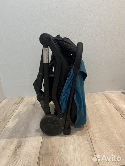 Коляска прогулочная (книжка) mccan M-9 аква