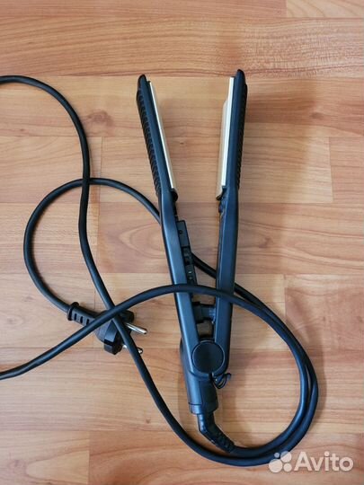 Выпрямитель для волос Vitek