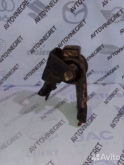 Подушка двигателя задняя Geely Emgrand EC7