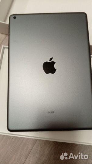 Планшет Apple iPad 10.2