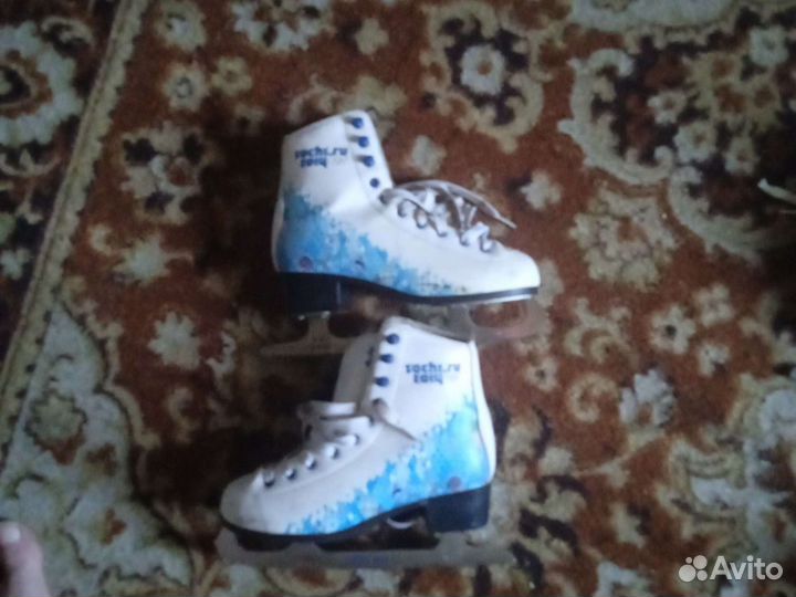 Коньки фигурные