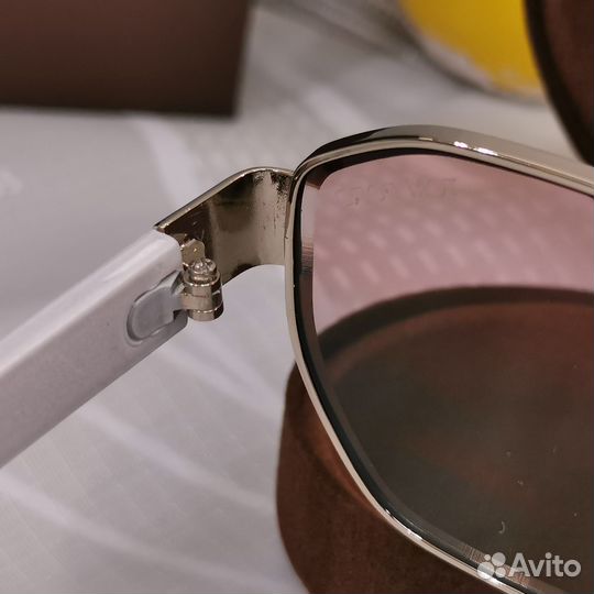 Солнцезащитные очки унисекс Tom ford