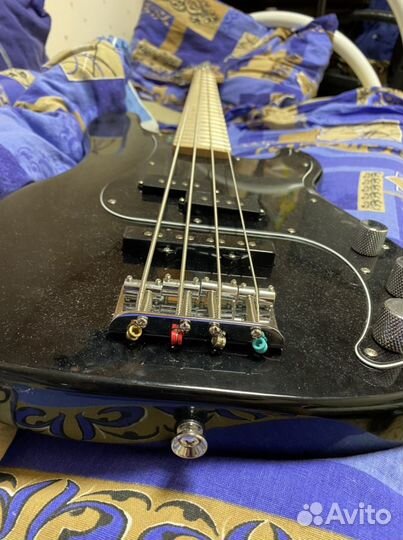 Fender squier affinity 2021 precision bass