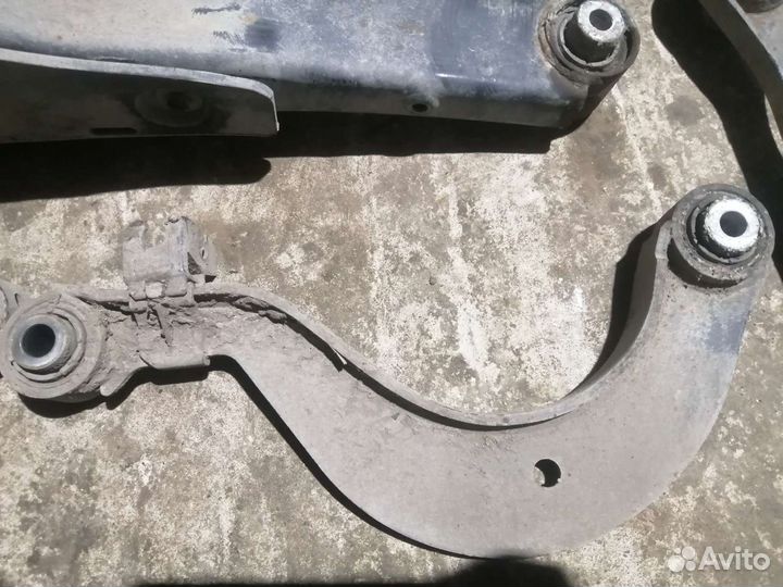 Рычаг задней подвески Шкода Октавия А5