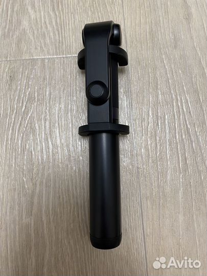 Трипод Xiaomi Mi Selfie Stick tripod
