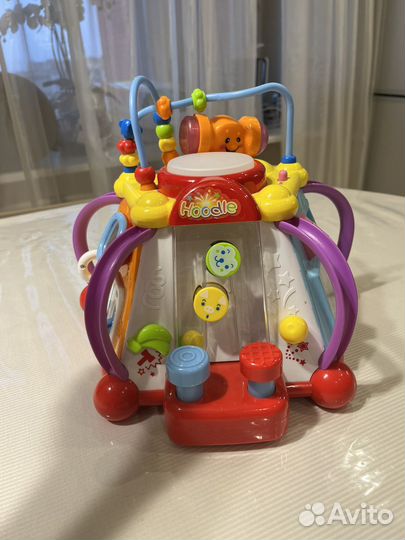 Развивающие игрушки, игровой центр, бизиборд