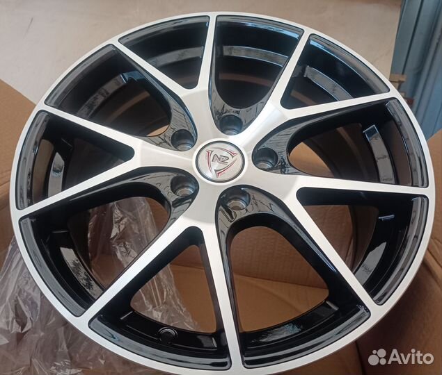 Литьё новое R-17 (5x112) 4 шт